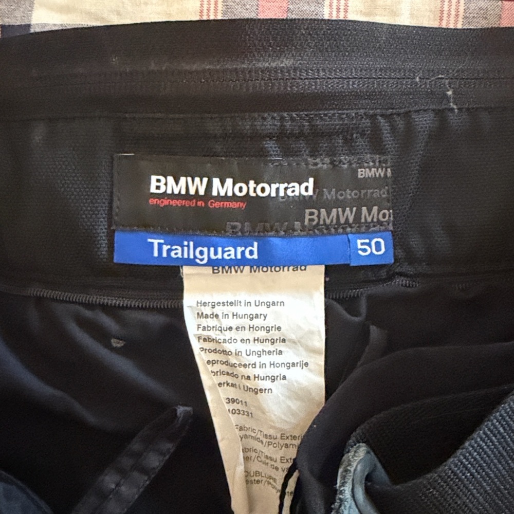 BMW Men's Black Motorcycle Jacket with Reflective Panels - Picture 5 of 7
